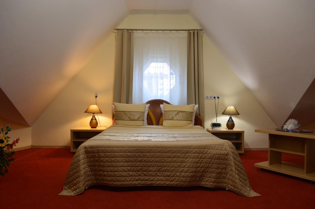 Semashko Hotel Grodno Exterior photo